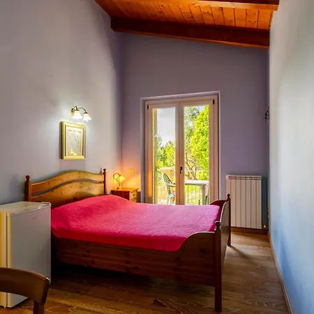 Casa Jo - Country With Sea View And 3 Private Ensuite Bed & Breakfast