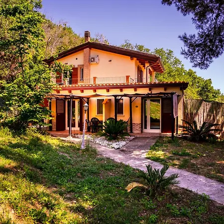 Bed and Breakfast Casa Jo - Country With Sea View And 3 Private Ensuite Lapedona